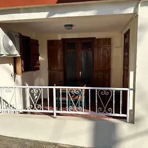 appartement-du-bord-de-mer.comcaribbean.com/